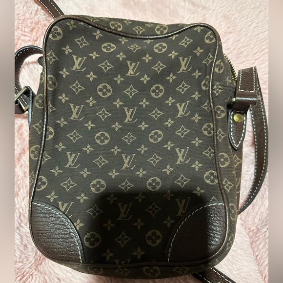 Louis Vuitton Ebene Mini Lin Canvas Danube Bag - Picture 5 of 9